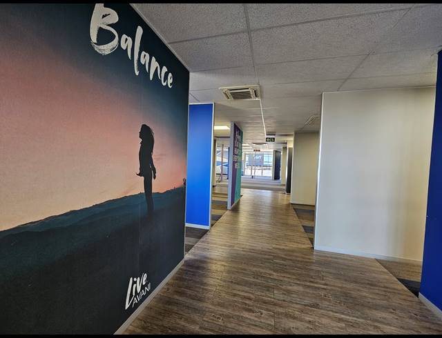 358M² OFFICE TO LET IN BRYANSTON